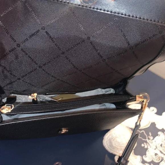 MICHAEL KORS Mott Leather Crossbody Handbag - Picture 6 of 14